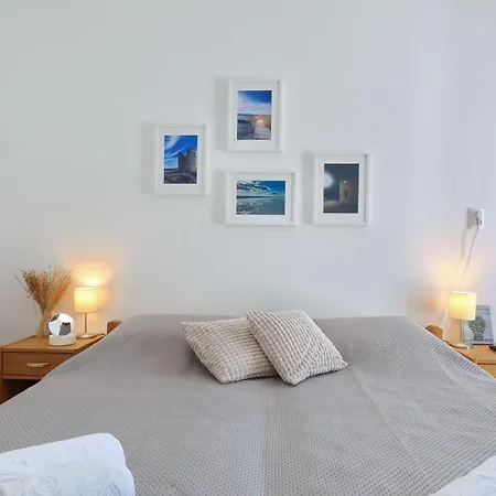 Hibis, No 3 * Starigrad Paklenica