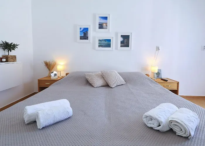 Apartment Hibis, No 3 Starigrad Paklenica