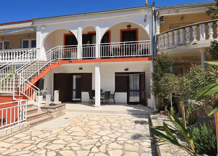 Hibis, No 3 ستاريغغاد باكلينتسا