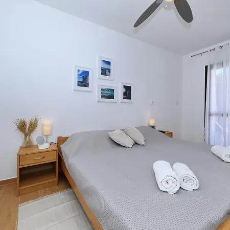 Hibis, No 3 Starigrad Paklenica