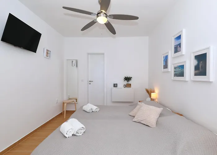 Penzion Hibis, No 3 Starigrad Paklenica