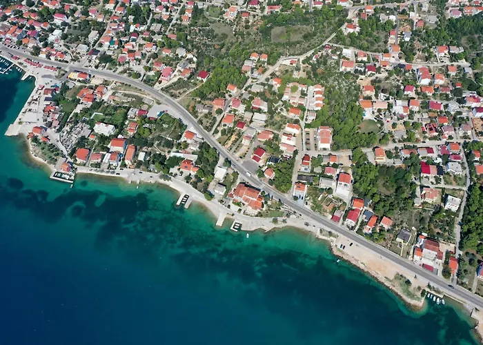 Hibis, No 3 Penzion 3*